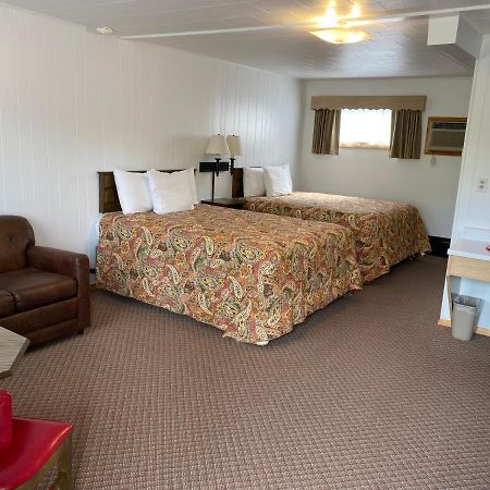 Cedars Motel Ironwood Esterno foto