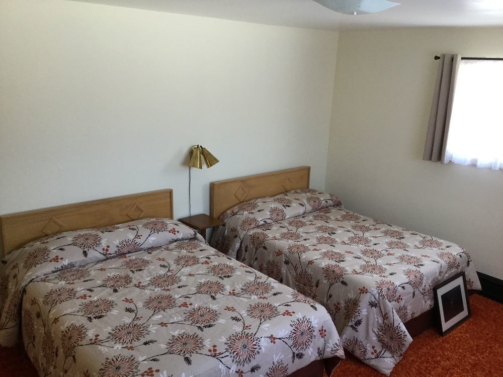 Cedars Motel Ironwood Esterno foto