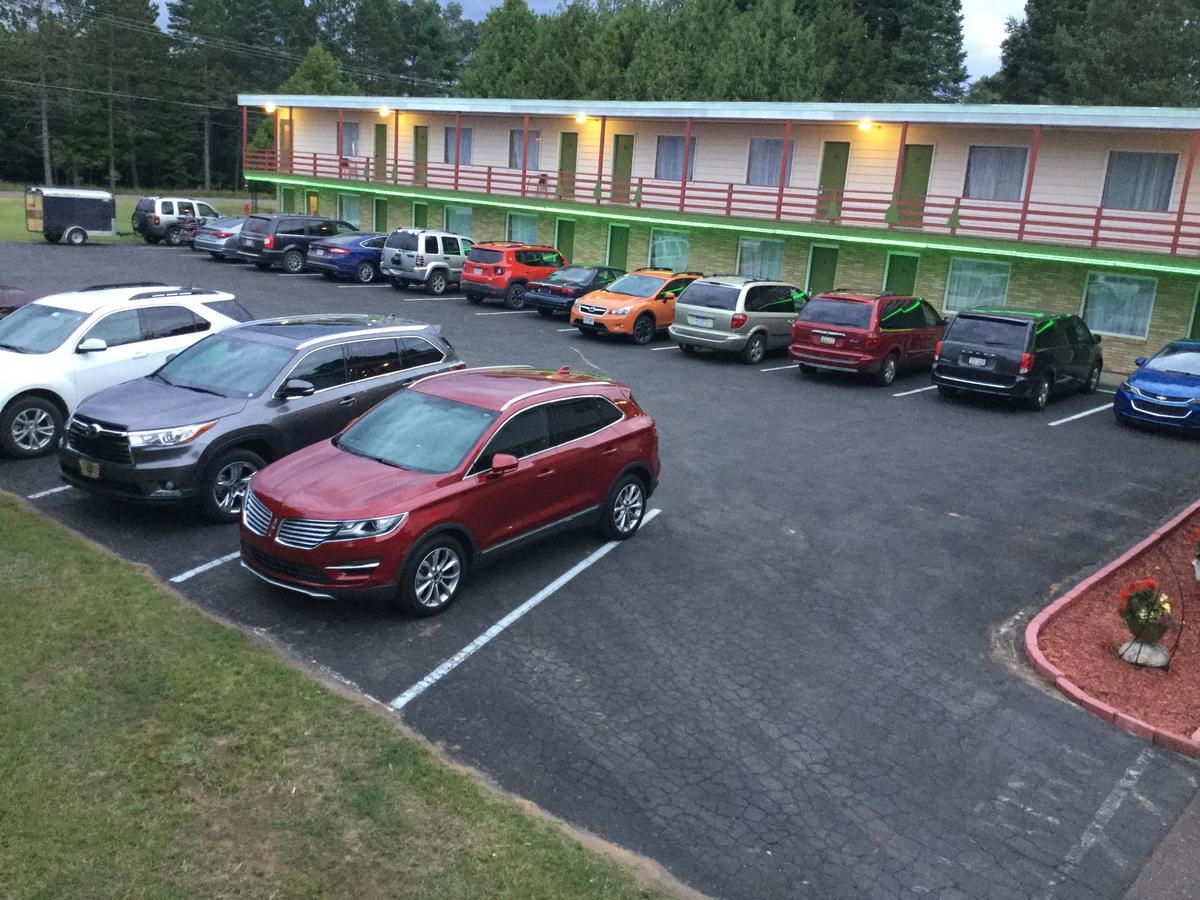 Cedars Motel Ironwood Esterno foto
