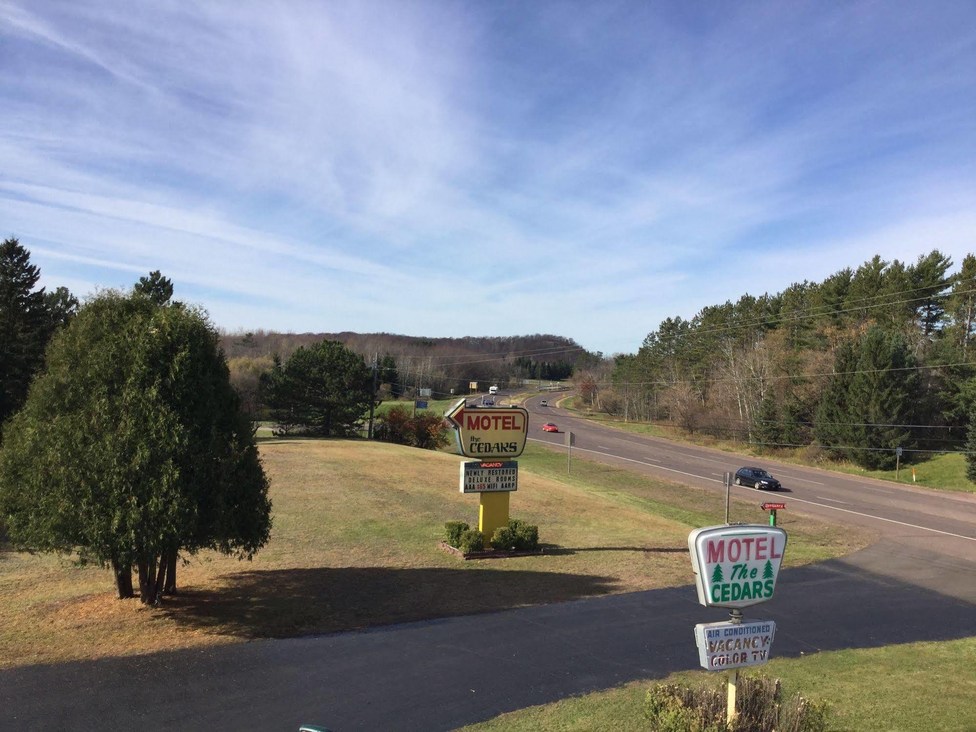 Cedars Motel Ironwood Esterno foto