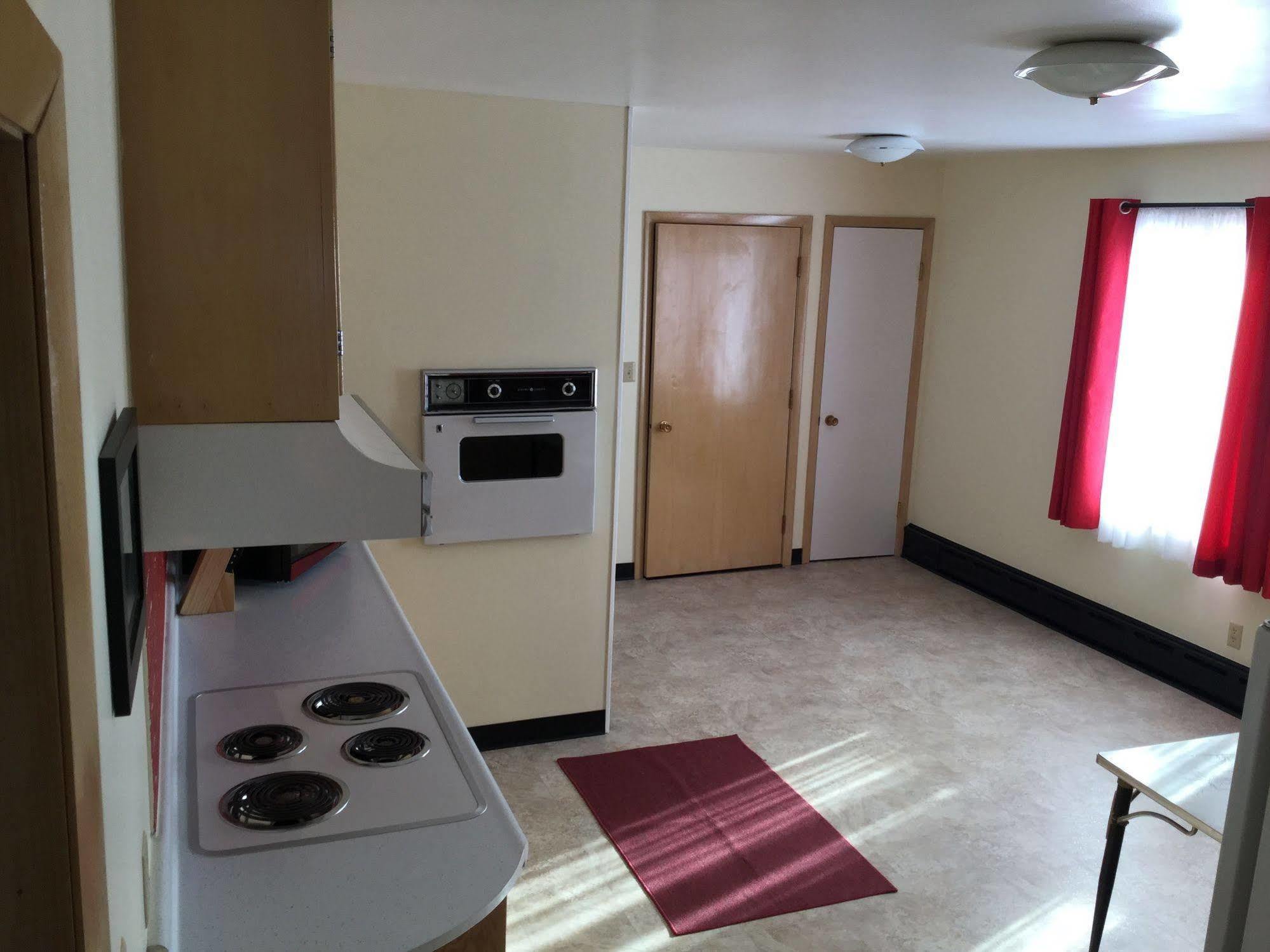 Cedars Motel Ironwood Esterno foto