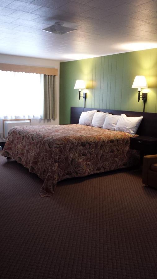 Cedars Motel Ironwood Esterno foto